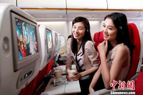 圖為海南航空客機(jī)經(jīng)濟(jì)艙娛樂視聽系統(tǒng)。