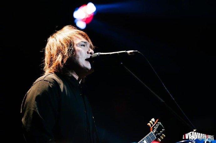 圖為伍佰演唱會(huì)現(xiàn)場(chǎng)。來源：伍佰微博