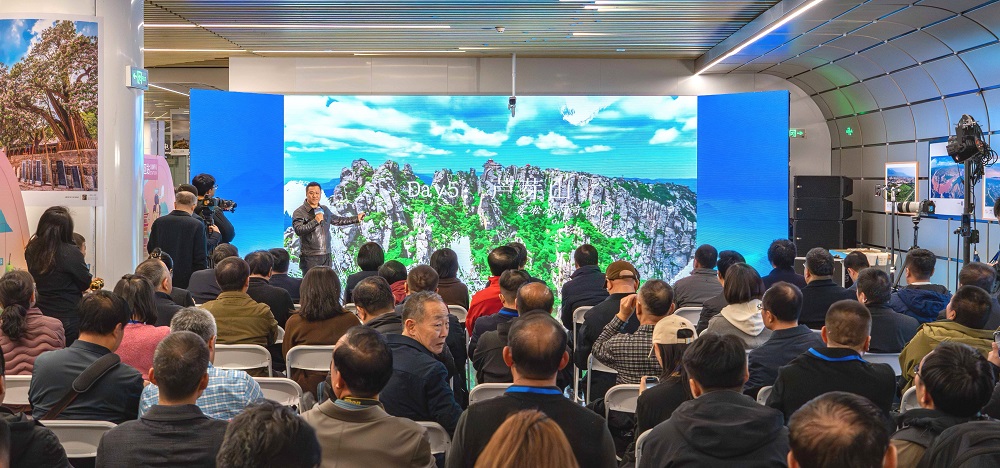 活動(dòng)現(xiàn)場(chǎng)，文旅星推官推介忻州。